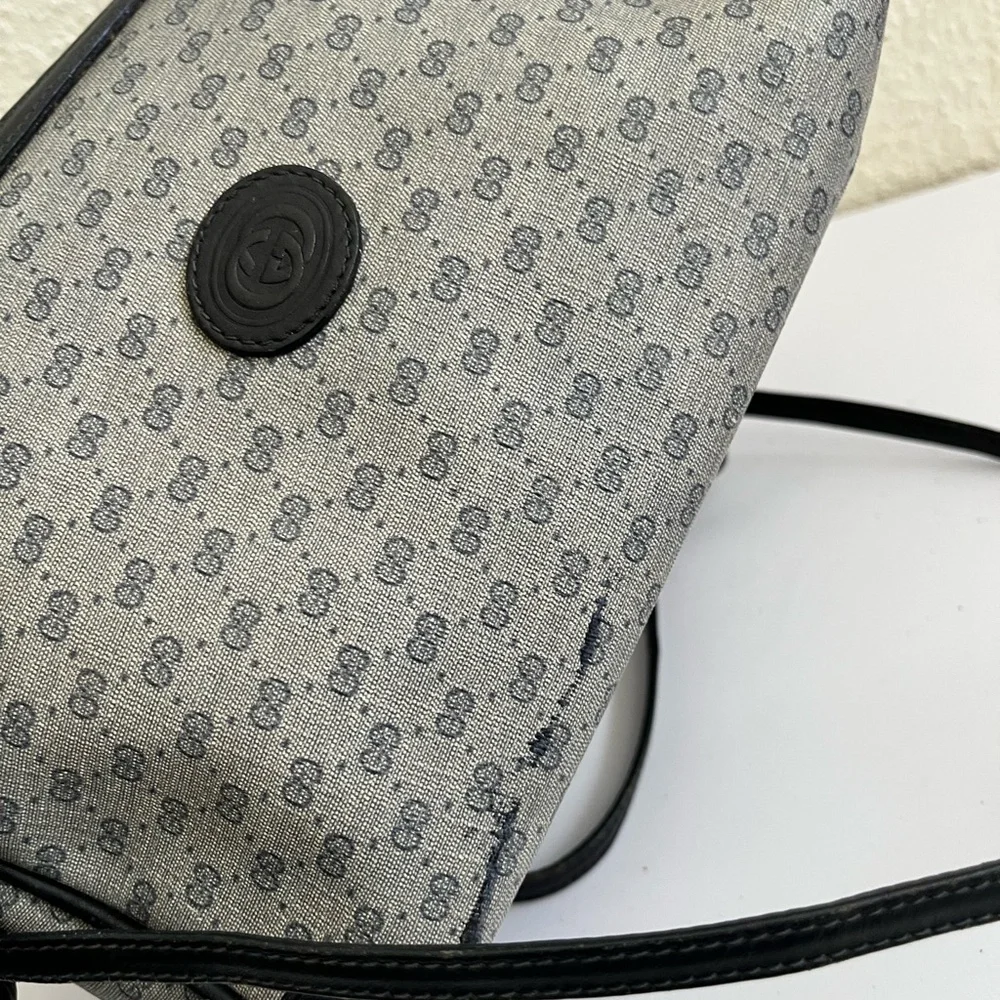 Gucci Black and Gold Interior Bag - Picture 6 of 10